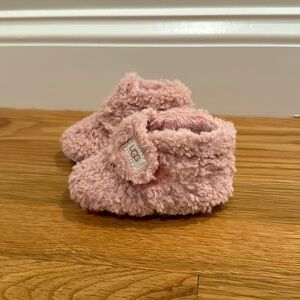 UGG Bixbee baby booties